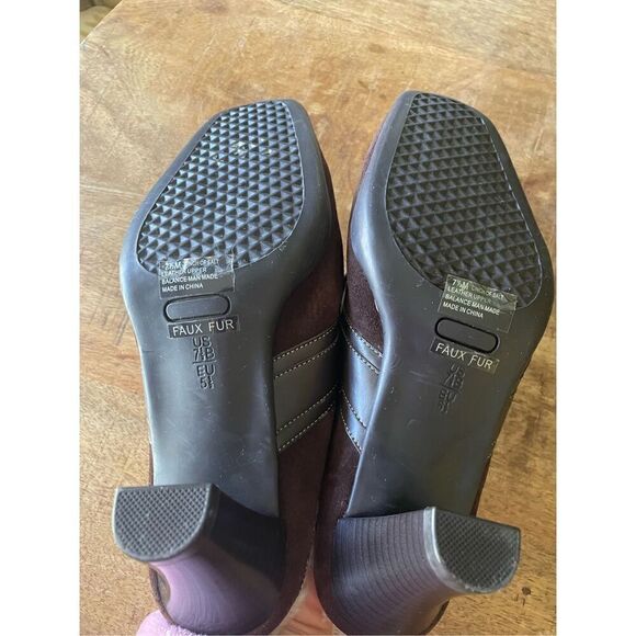 Vintage Aerosoles Pumps Womens Shearling Mule Block High Heels Brown Suede Comfo - Picture 5 of 7